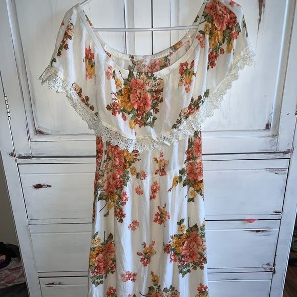 Altar’d State Off The Shoulder Floral Dress - Picture 1 of 6
